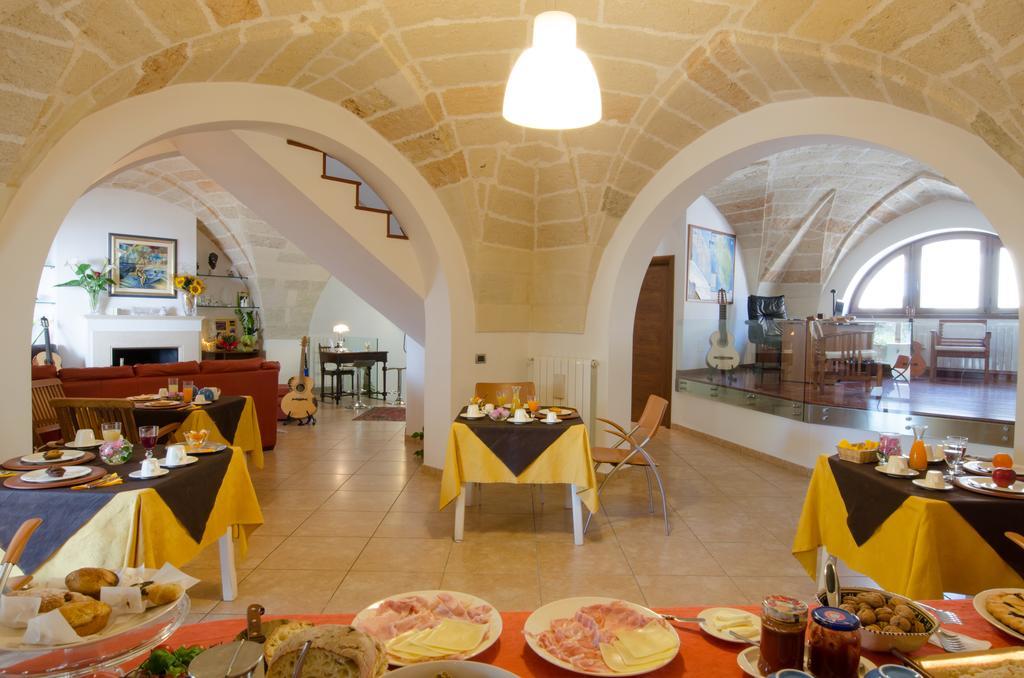 B&B L'Antica Rimessa Lecce Eksteriør billede