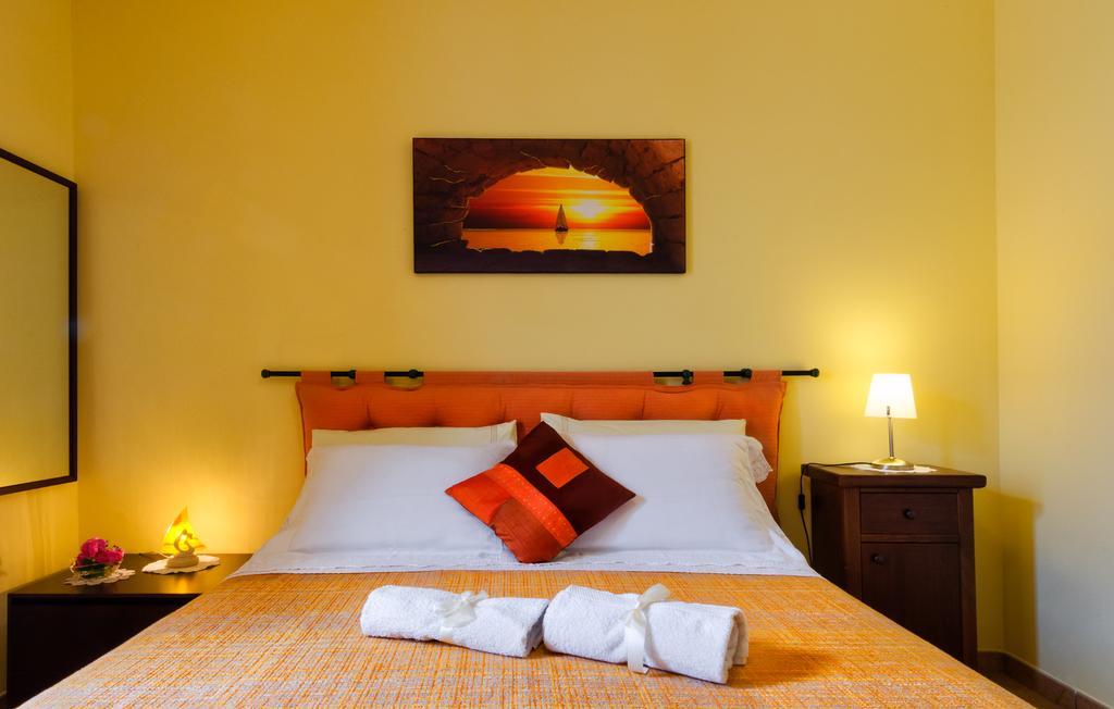 B&B L'Antica Rimessa Lecce Eksteriør billede